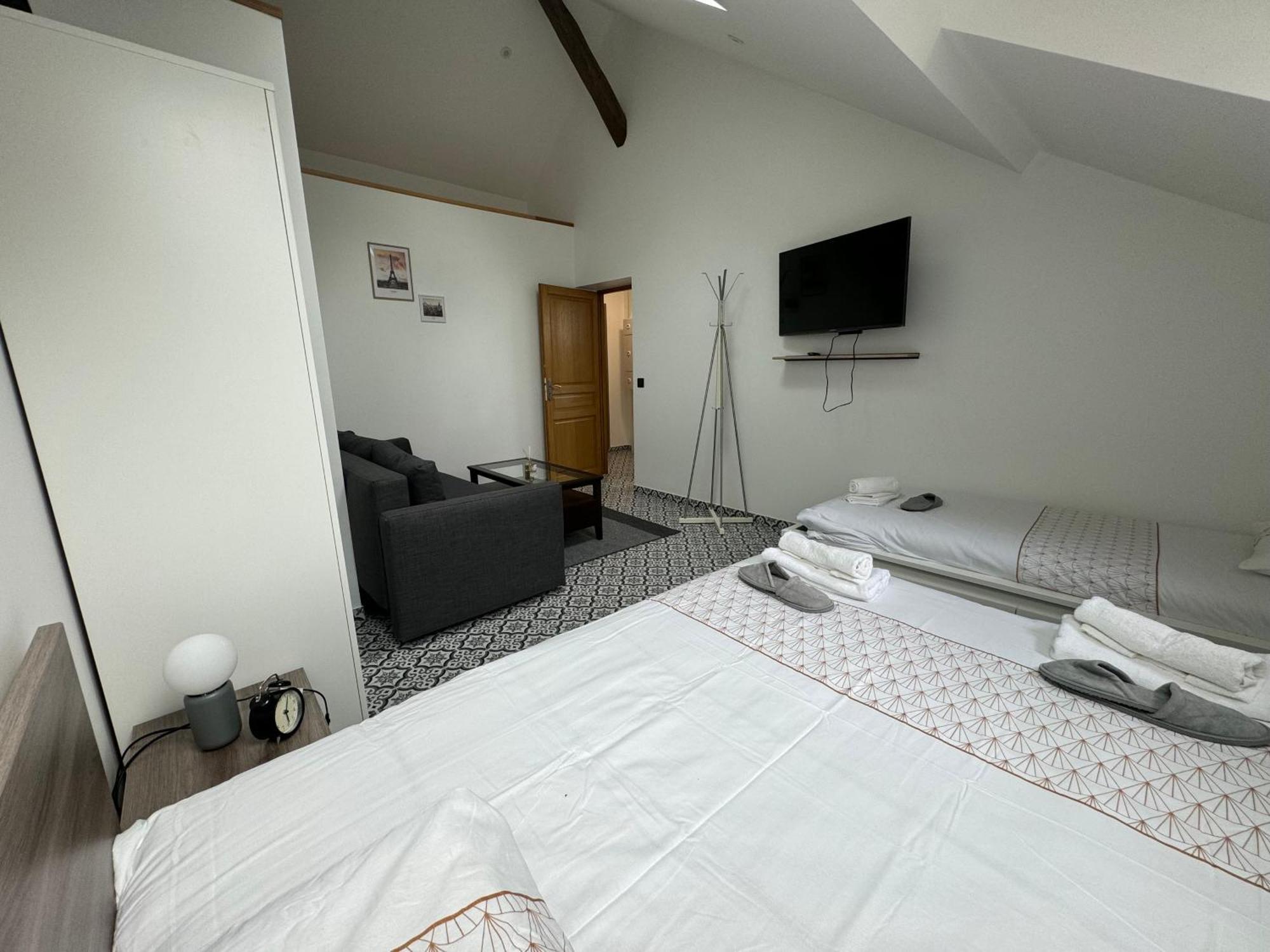 L'Etoile De Seine 77 Appartement 2 Dammarie-lè-Lys Eksteriør bilde