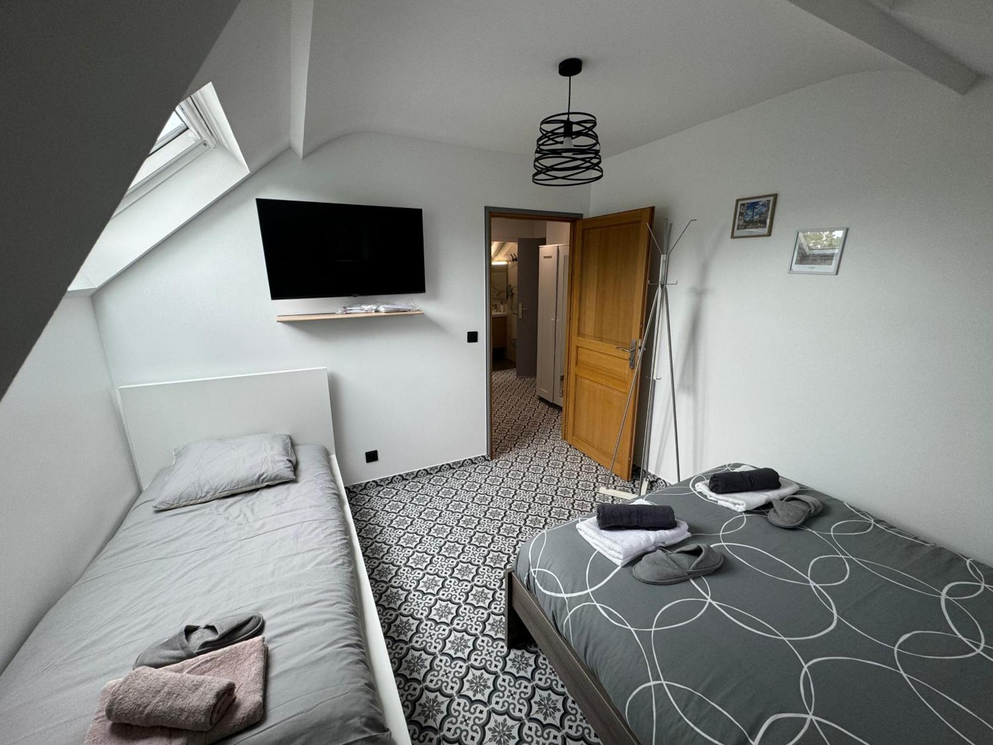 L'Etoile De Seine 77 Appartement 2 Dammarie-lè-Lys Eksteriør bilde